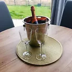 Vakantiehuis Samsara Kolo Miedzygorza Z Sauna I Klimatyzacja *