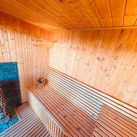 Vakantiehuis Samsara Kolo Miedzygorza Z Sauna I Klimatyzacja *